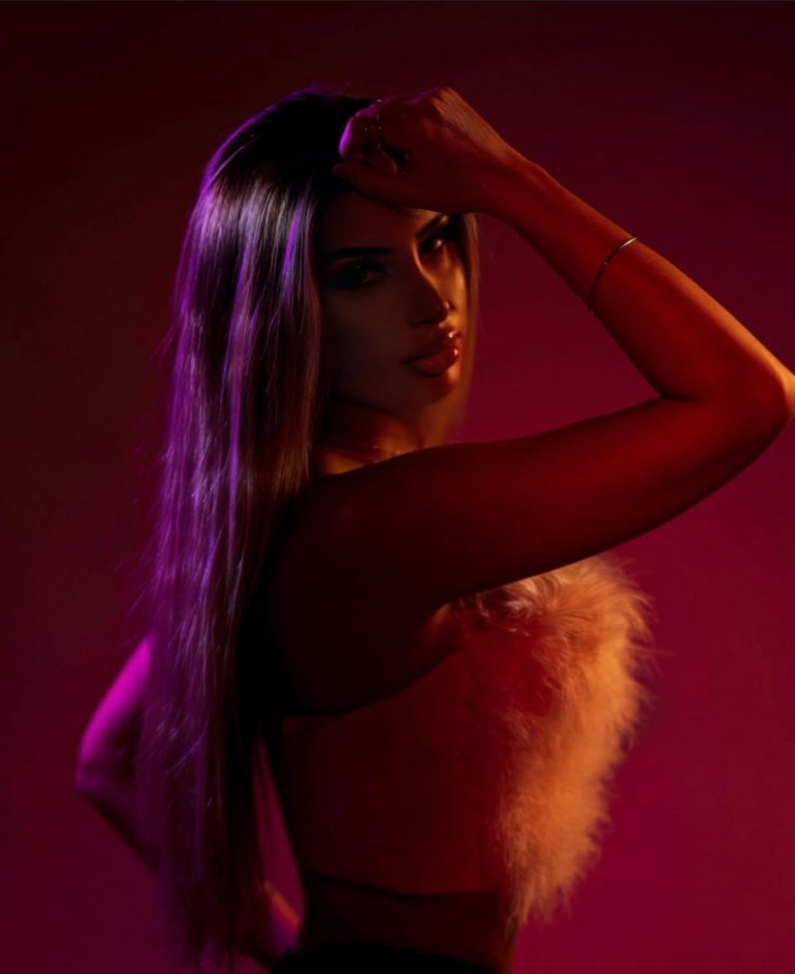 Angelika-photo-13