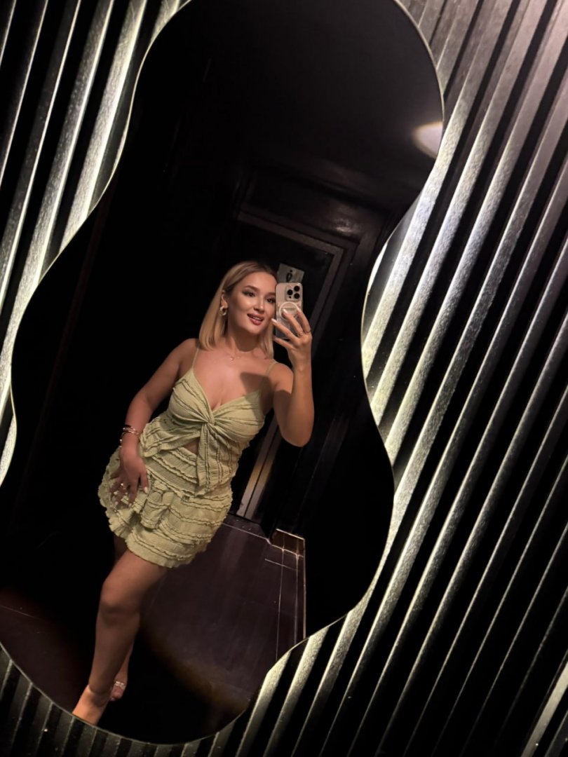 Melani-photo-2